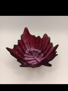 Turkish Hand Painted Akcam Purple Glass Leaf Bowl